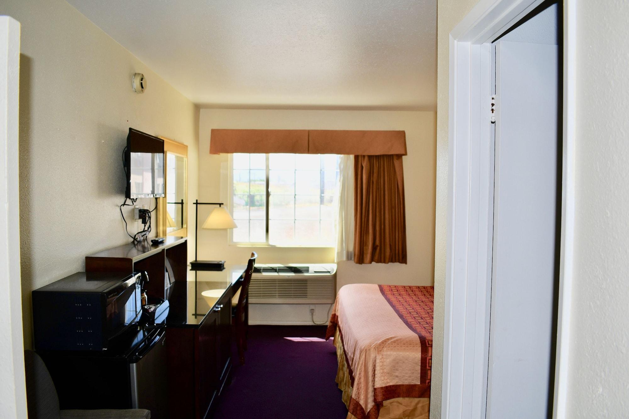 Travelers Inn Medford Buitenkant foto